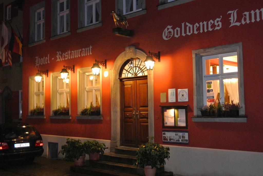 Hotel-Restaurant Goldenes Lamm دينكلسبهل المظهر الخارجي الصورة