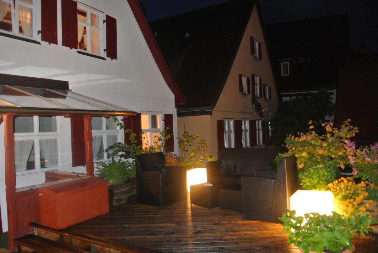 Hotel-Restaurant Goldenes Lamm دينكلسبهل المظهر الخارجي الصورة